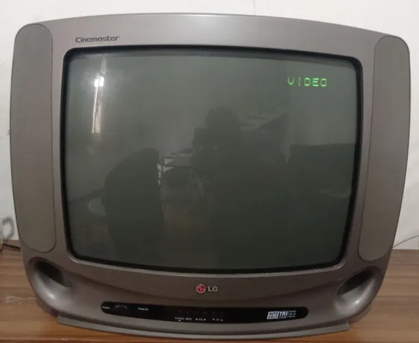 TV LG tubo antiga CINEMASTER