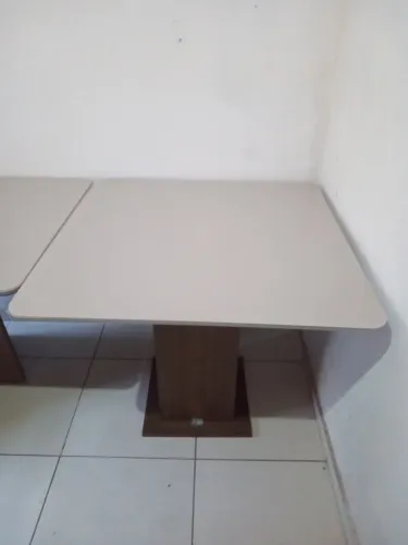Mesa com Vidro e 4 Cadeiras 8 meses de uso