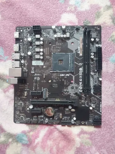 Placa mãe a 520mt<br>Biostar am4