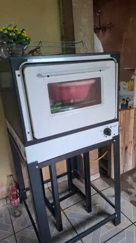 Estou vendendo forno venâncio semi-industrial