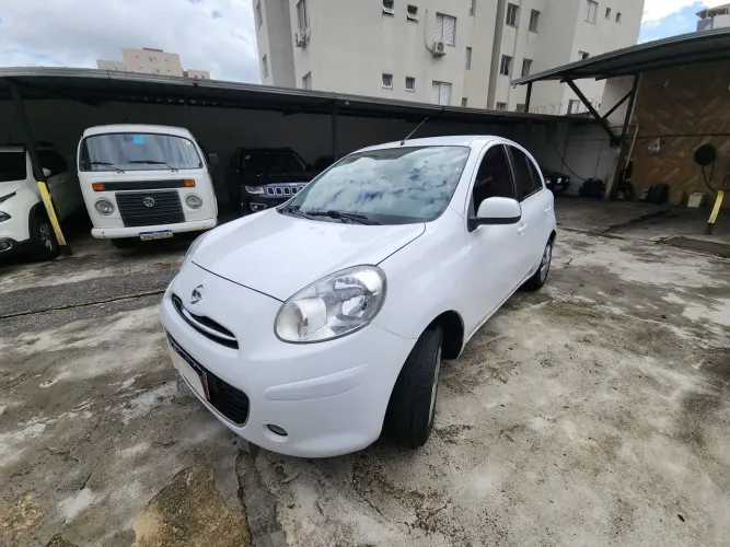 Nissan March S 1.0 16V Flex Fuel 5P 2014