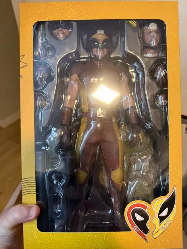 Wolverine Marrom Hot Toys Exclusivo