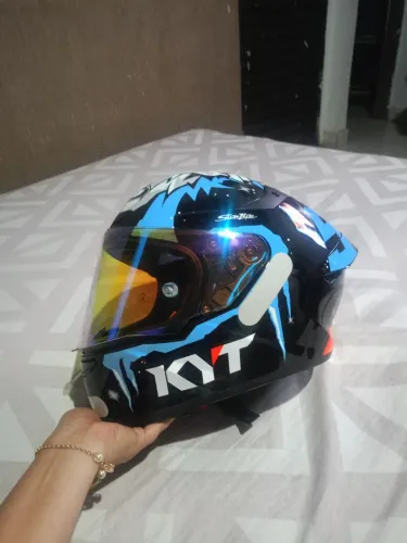 Capacete KYT N° 61