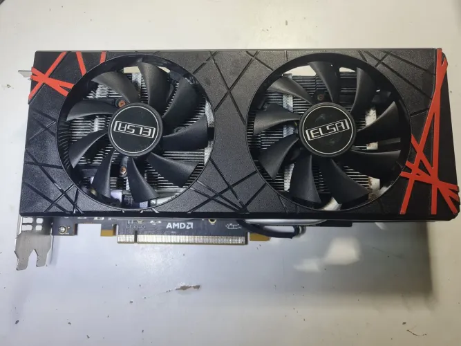 RX580 ELSA 8GB.