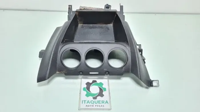Moldura Central Painel Comando Ar  Mitsubishi  Asx 2015