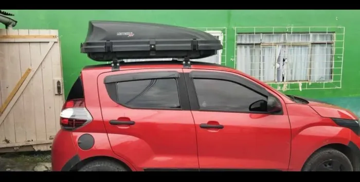 Bagageiro 550 litros + Rack de teto 1.500