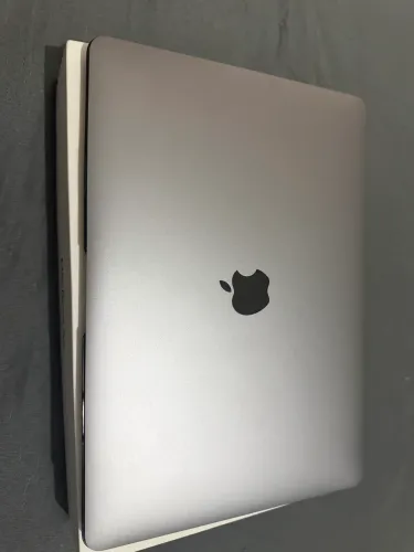 MacBook Air M1
