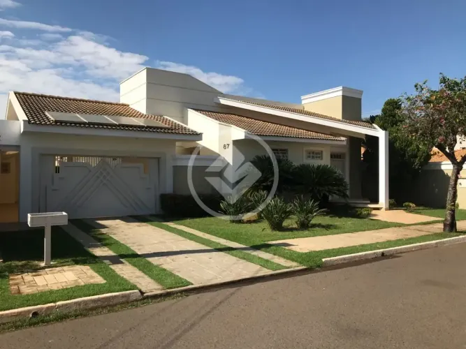 CASA NO CONDOMÍNIO HABIANA 1 PARA LOCAÇÃO, COM 3 QUARTOS ( 3 SUÍTES ) E 2 BANHEIROS. ARAÇA