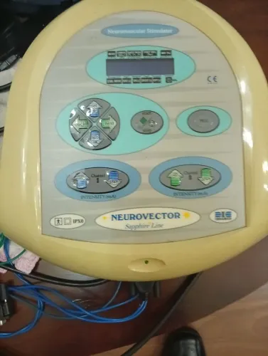 Aparelho para clínica de fisioterapia neurovector