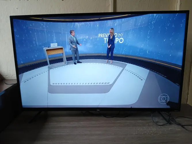 SMARTV 43" TCL 800,00