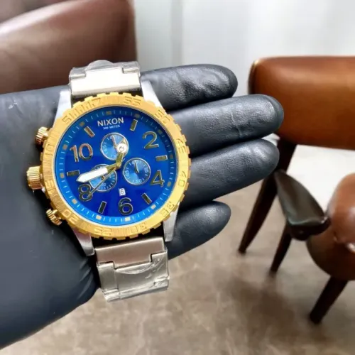 Relógio Nixon ZQ44