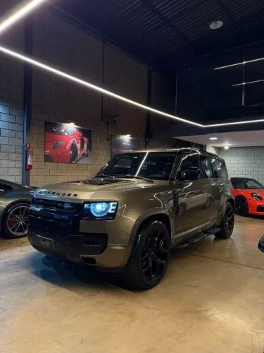 Land Rover Defender 110 2.0 Turbo HSE SI4 AUT 2022