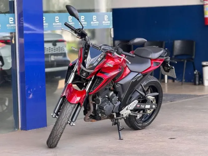 YAMAHA FZ25 FAZER 2025