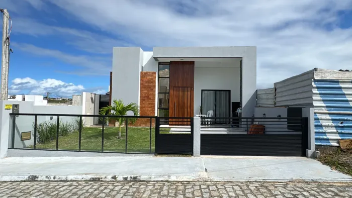 VENDO CASA PORTO MONTE - PORTEIRA FECHADA