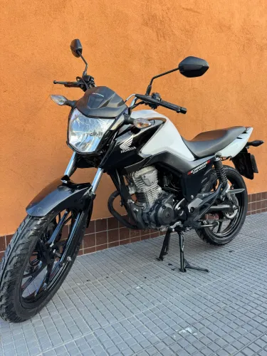 Moto toda revisada
