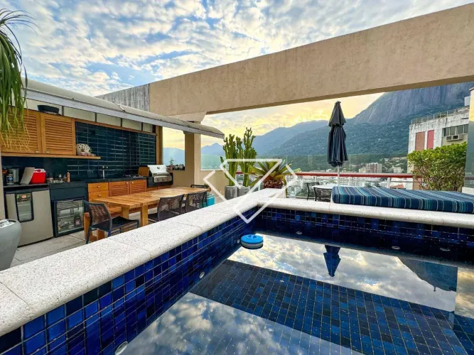 Cobertura com 3 quartos à venda, 180 m² por R$ 3.280.000 - Lagoa - Rio de Janeiro/RJ