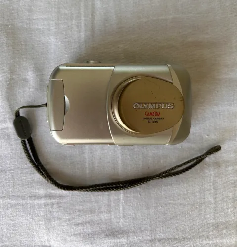 Câmera digital Olympus Camedia D-395