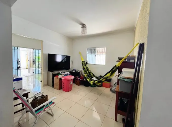 VENDO CASA NO GUAMÁ COM PISCINA+