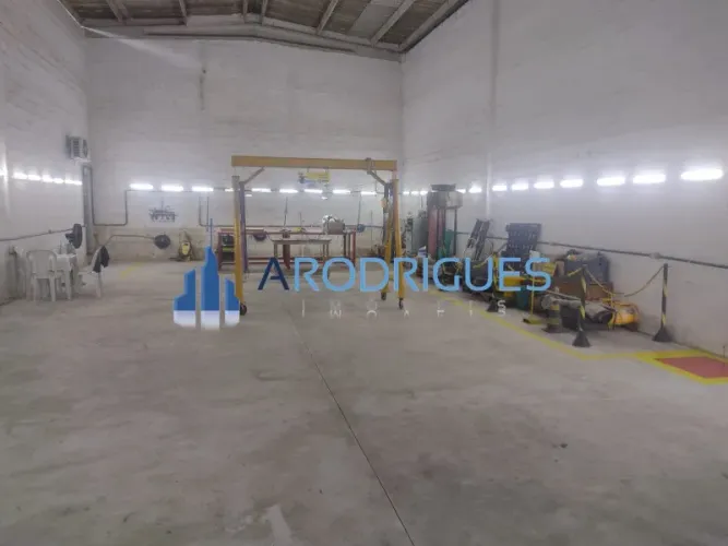 GALPAO COMERCIAL em CAMAÇARI - BA, PARQUE REAL SERRA VERDE