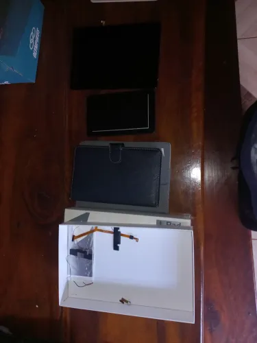 Peças de dois tablets