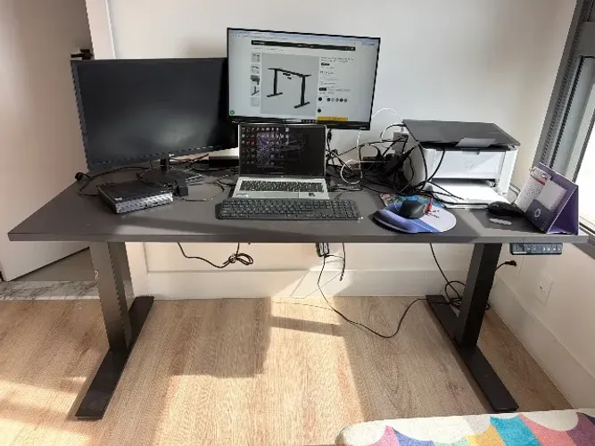 Mesa com regulagem de altura GenioDesk