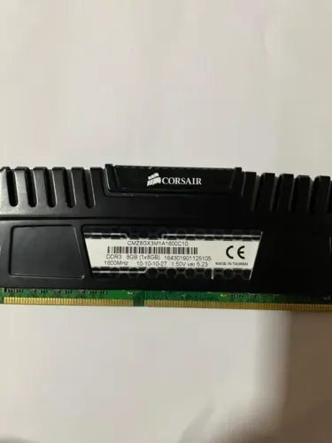 MEMÓRIA CORSAIR VENGEANCE 2X8GB