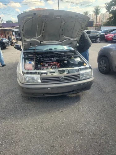 Volkswagen Logus GLI / GL 1.8 (álcool) 1994