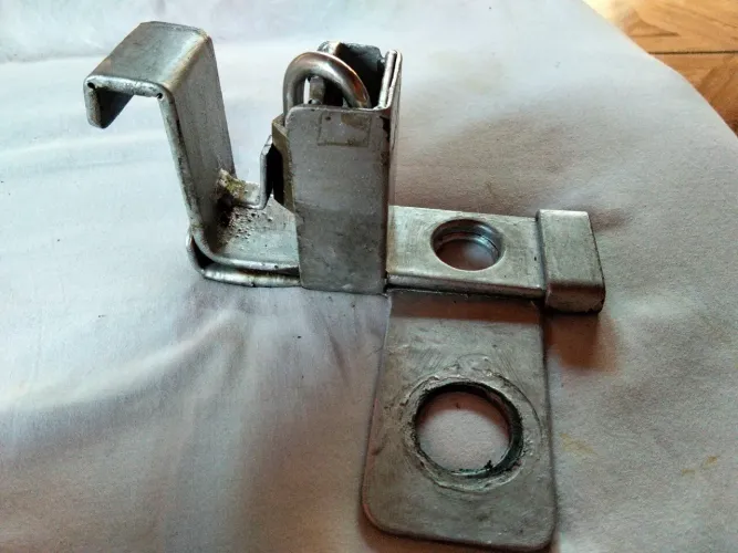 Trava anti furto de moto XRE 300,de ferro forte, *17