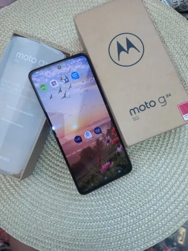 Moto g84 ótimo estado