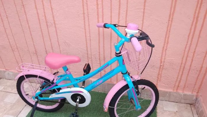 Bicicleta aro 16 Ceci menina semi nova 