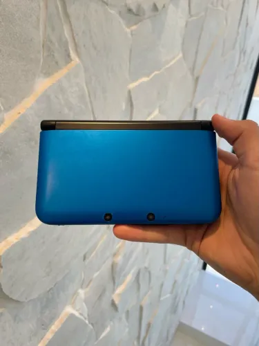Nintendo 3DS XL Azul DESLO. + 50 Jogos Instalados