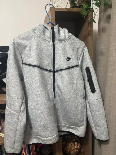 Nike tech fleece cinza