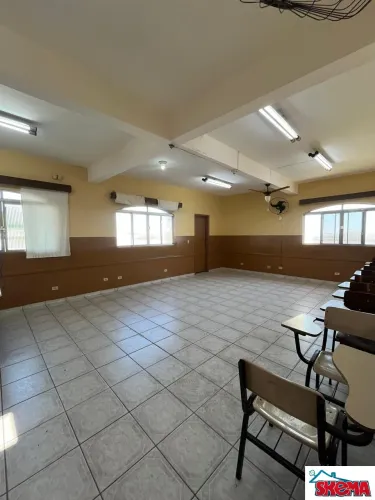 Prédio Comercial à Venda em São Paulo - 6 Salas, 12 Banheiros, 560m² - Bairro Sapopemba