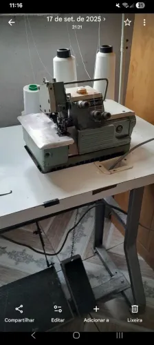 Máquina overlock