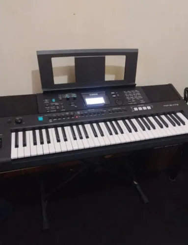 Yamaha PSR-E473 + Pedal FC5 + Suporte iBox X20 + Capa AVS