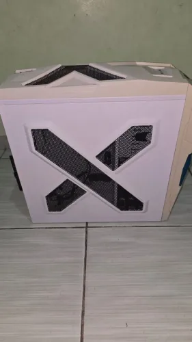 Gabinete Gamer Strike-X Xtreme Aerocool