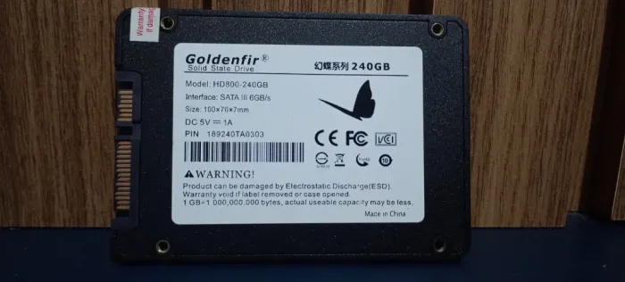 SSD Goldenfir 240GB SATA III 2.5" - Excelente Estado