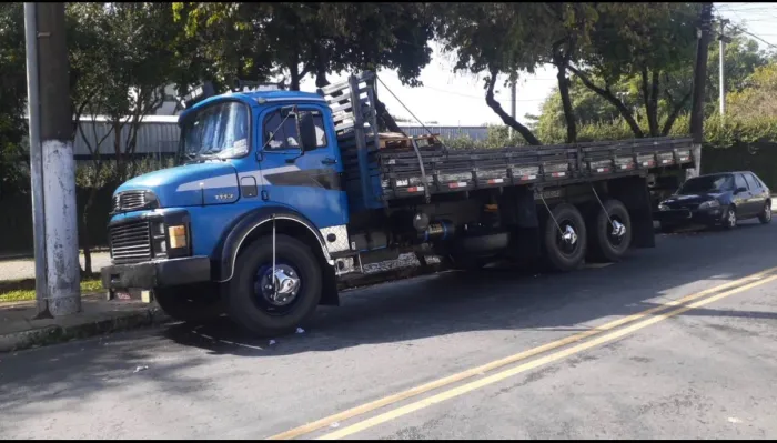 MB 1113 Truck Turbinado e Hidráulico.