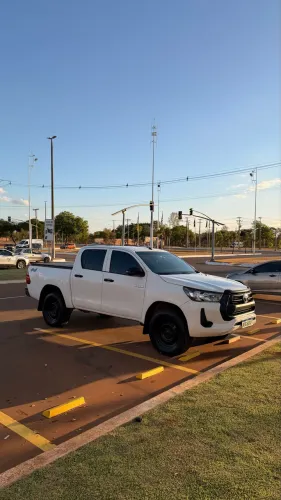 Toyota Hilux CD 4X4 2.8 Diesel Mec. 2021