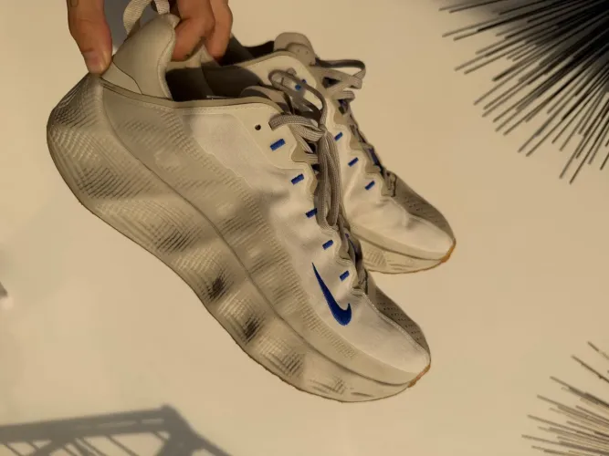 Tênis Nike Ava Rover