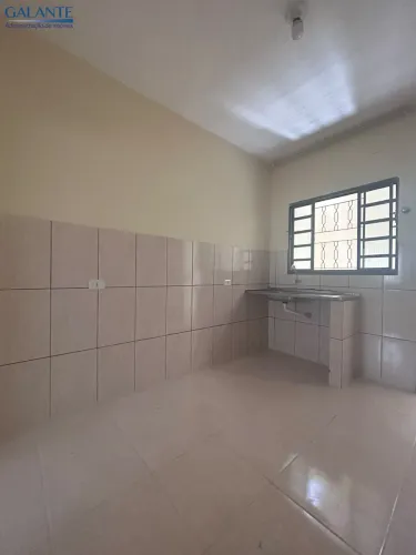 Casa com 1 dormitório para locação na Vila Palmeiras