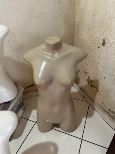 Manequim feminino