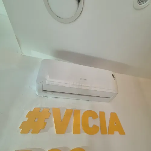 Vende um ar condicionado