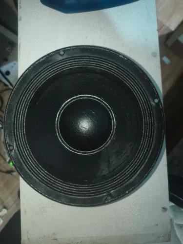 Alto falante médio de 8 polegadas 