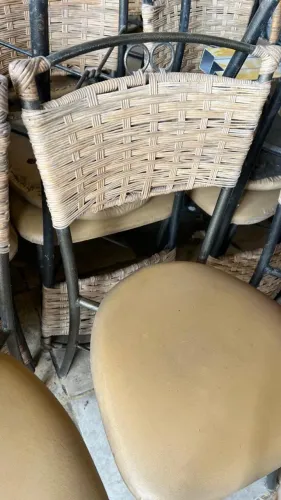 Cadeira pra mesas de restaurantes e lanchonetes