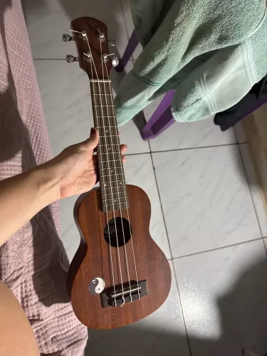 Ukulele winner soprano