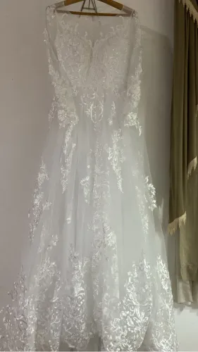 Vestido de noiva Stella manga longa bordado