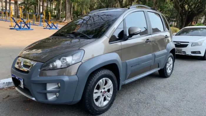 Fiat Idea Adv./ Adv.lock.dualogic 1.8 Flex 5P 2014