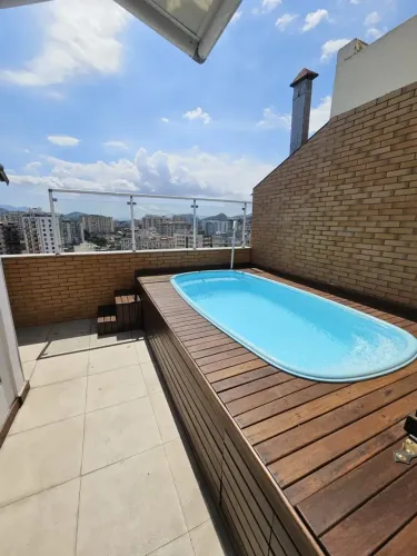 Vendo linda cobertura duplex no Condomínio Lord Natan