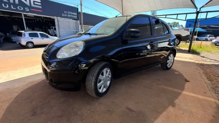 Nissan March SV 1.6 16V Flex Fuel 2012